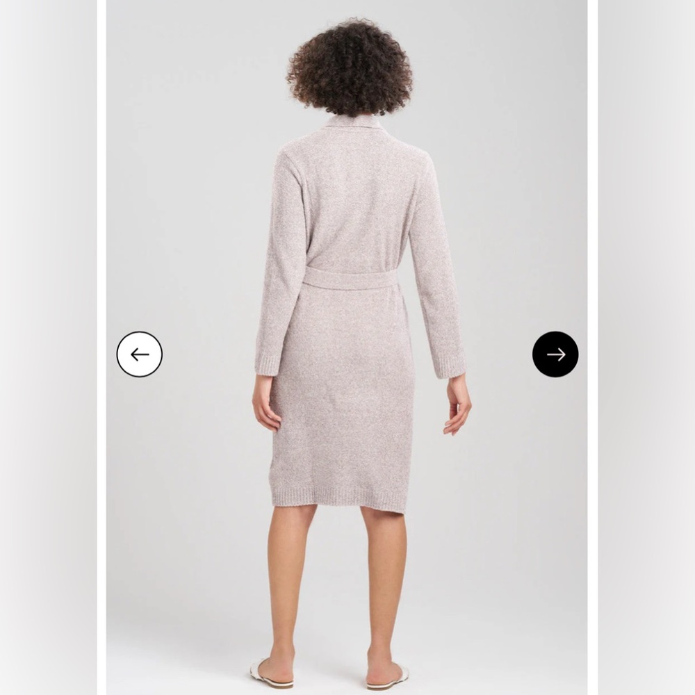 Natori Soft Gray Lounge Robe - Picture 6 of 7